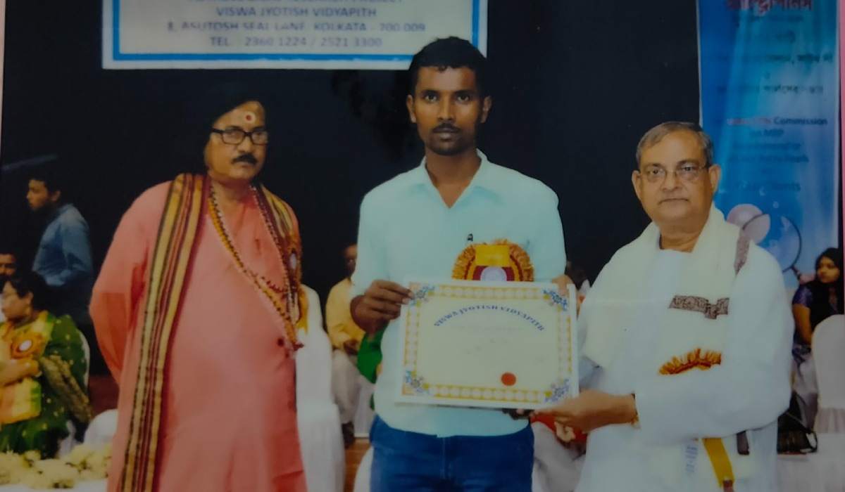 Best Astrologer & Palmist – Dr. Prodyut Acharya